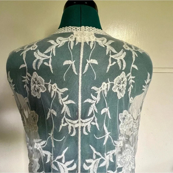 Ember Sheer Lace Sleeveless Kimono Cardigan Size Small - Picture 7 of 8